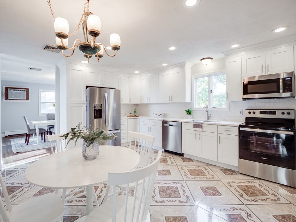 56 Lawrence Road Lynn, MA 01904 - Photo 8 of 36 Gallery Image 8
