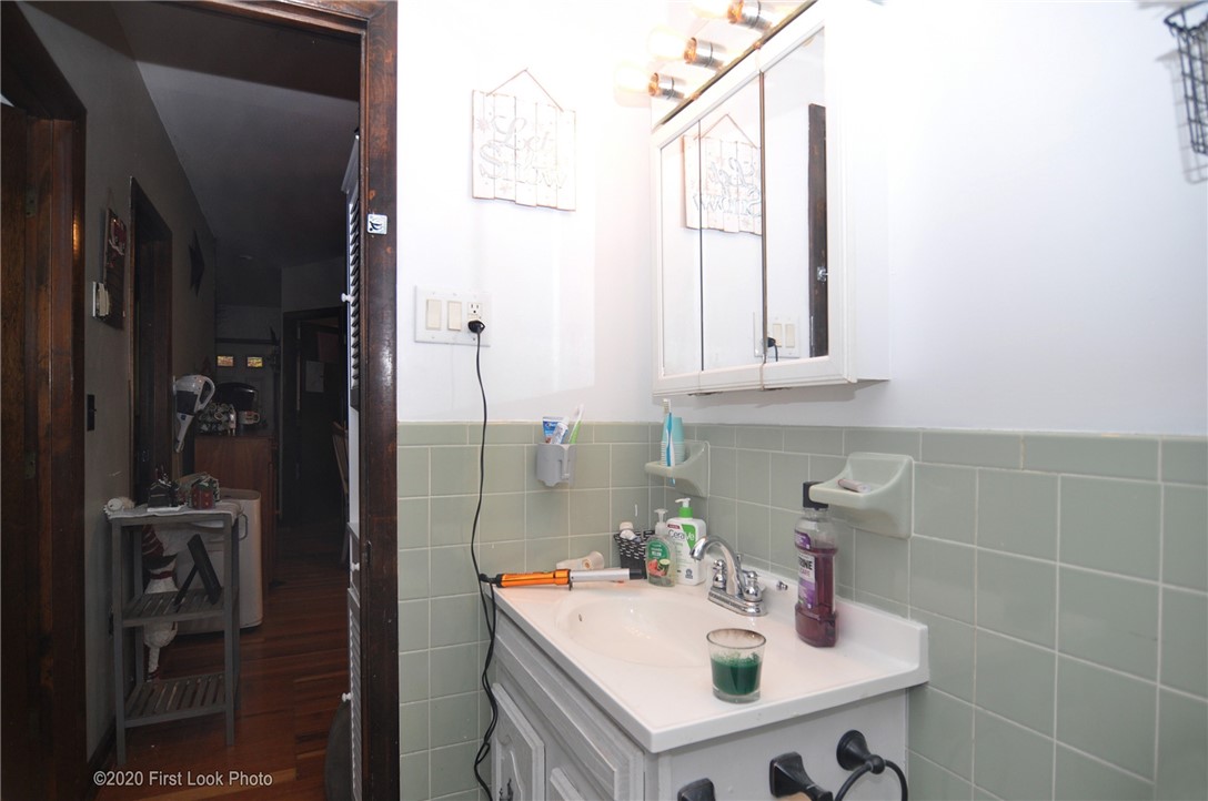 45 Division Street Woonsocket, RI 02895 - Photo 9 of 30 Gallery Image 9