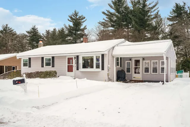 $425,000 | 59 Tondreau Court, Manchester, NH 03102