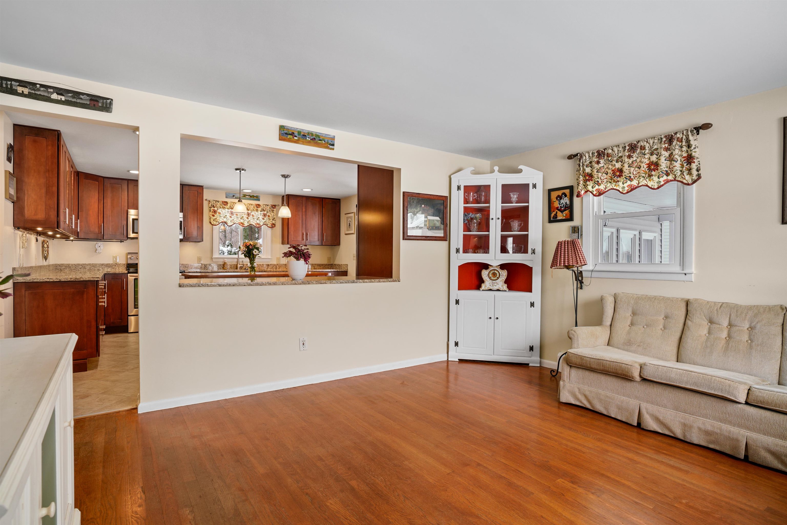 59 Tondreau Court Manchester, NH 03102 - Photo 13 of 33