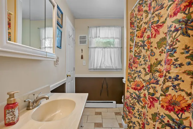 $425,000 | 59 Tondreau Court, Manchester, NH 03102