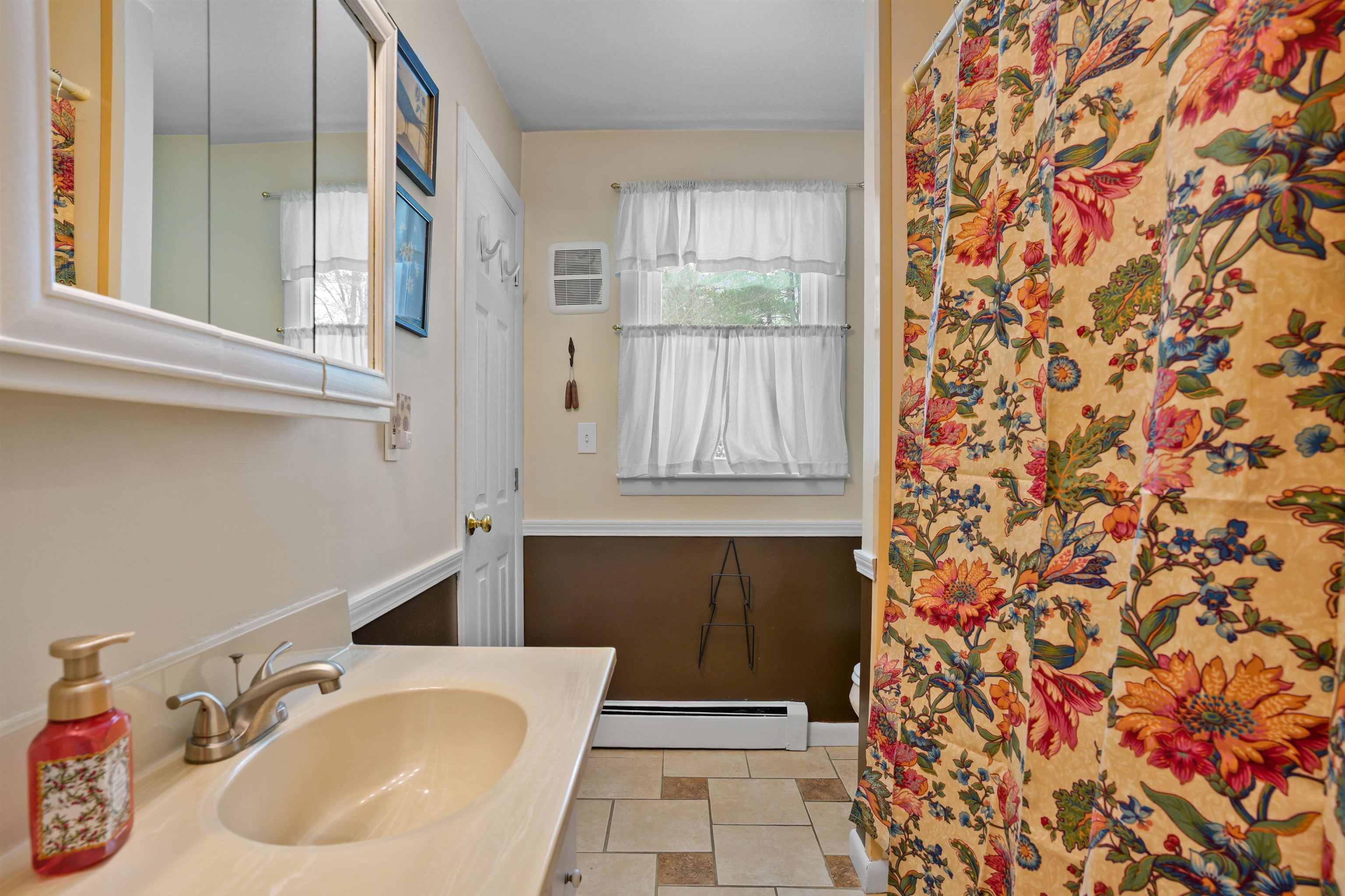 59 Tondreau Court Manchester, NH 03102 - Photo 17 of 33