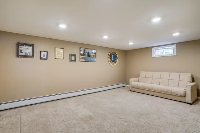 $425,000 | 59 Tondreau Court, Manchester, NH 03102