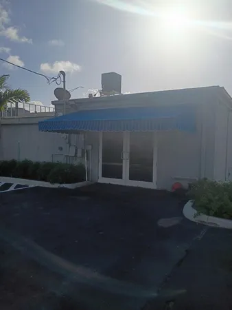 $6,000 | 1380 South Federal Highway, Pompano Beach, FL 33062