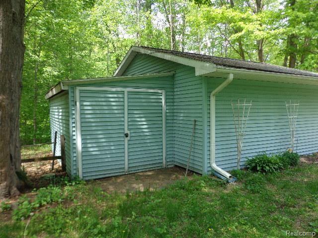4349 Brott Road North Street, MI 48049 - Photo 6 of 16 DSC02020.jpg