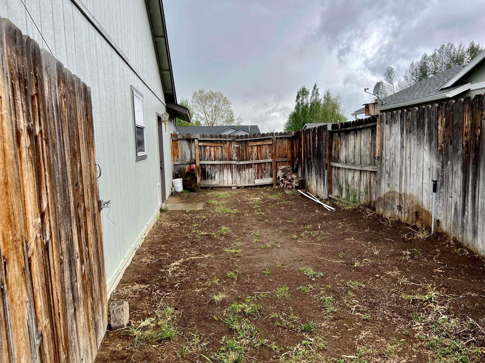 7339 Ruth Drive Klamath Falls, OR 97603 - Photo 28 of 29 IMG_1377