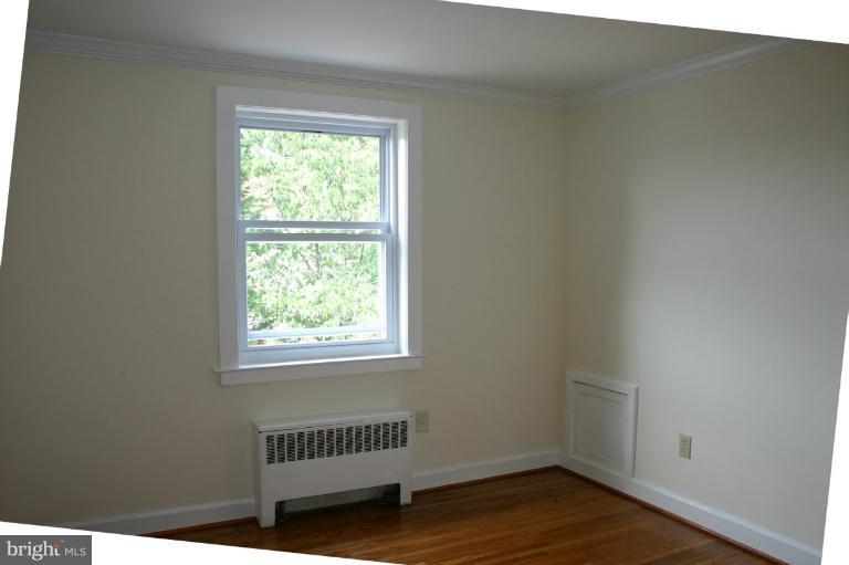 2805 16th Road South, Unit A Arlington, VA 22204 - Photo 17 of 28 Bedroom