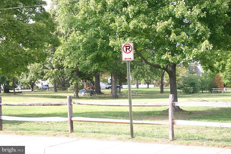 2805 16th Road South, Unit A Arlington, VA 22204 - Photo 25 of 28 Neighborhood park two blocks from your condo