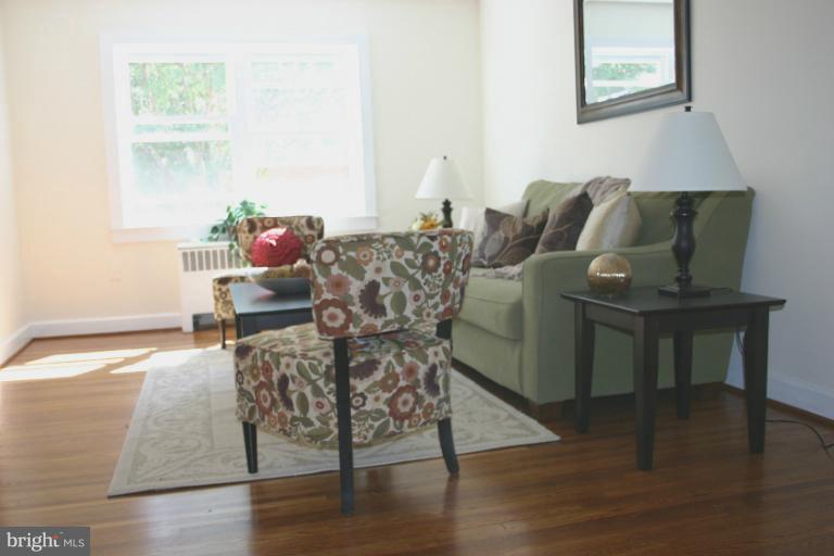 2805 16th Road South, Unit A Arlington, VA 22204 - Photo 28 of 28 Living Room viewed from Dining Room