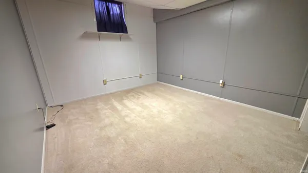 $259,000 | 7816 North Clover Lane, Walkerton, IN 46574