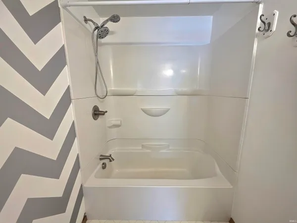 $259,000 | 7816 North Clover Lane, Walkerton, IN 46574