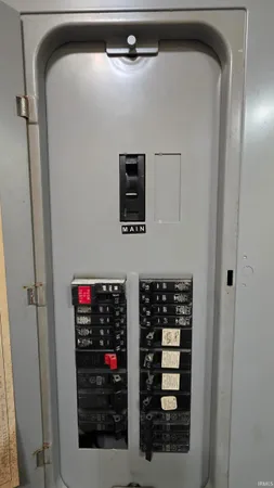 $259,000 | 7816 North Clover Lane, Walkerton, IN 46574