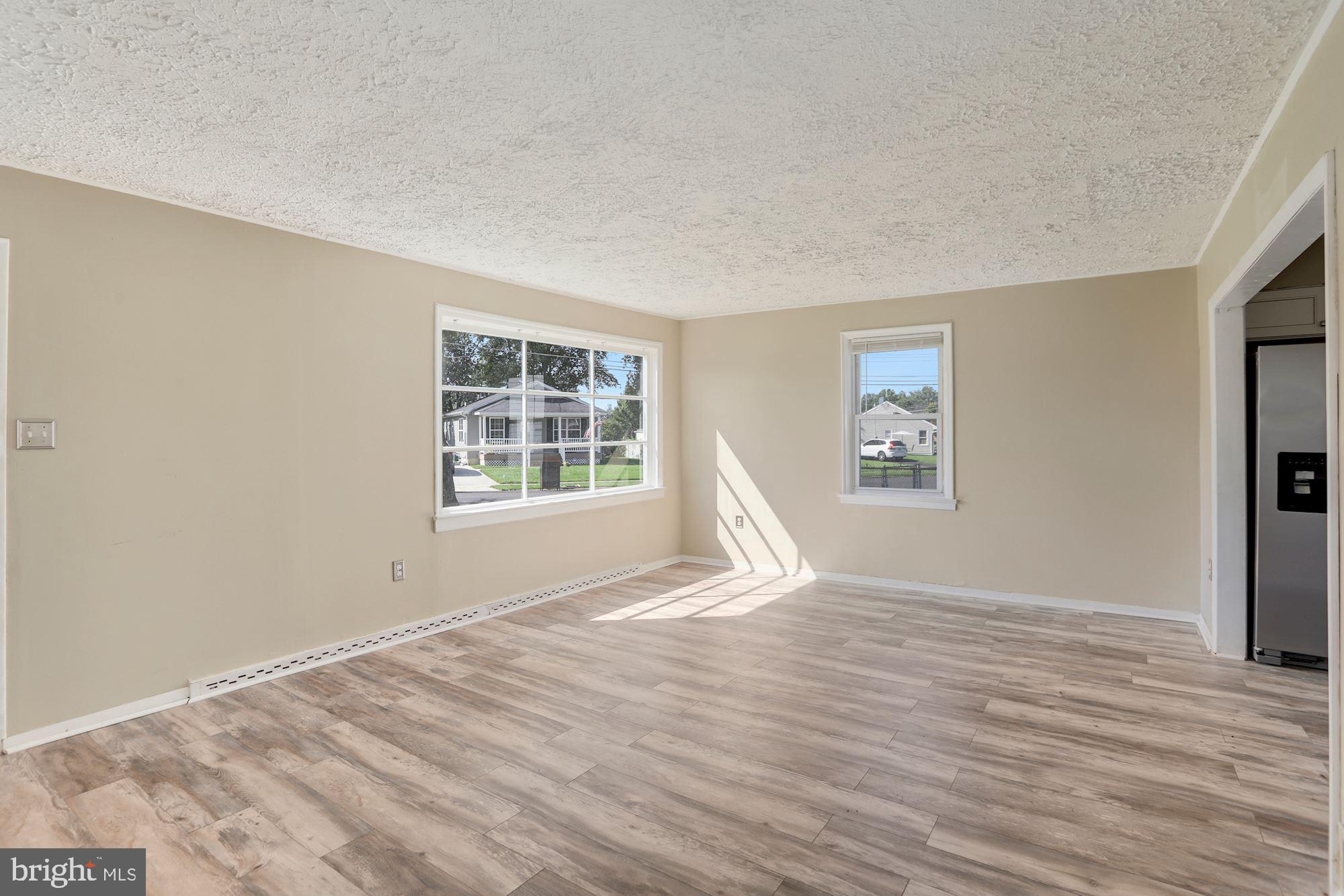 3 Sheldon Road Pemberton, NJ 08068 - Photo 16 of 27 Living Room