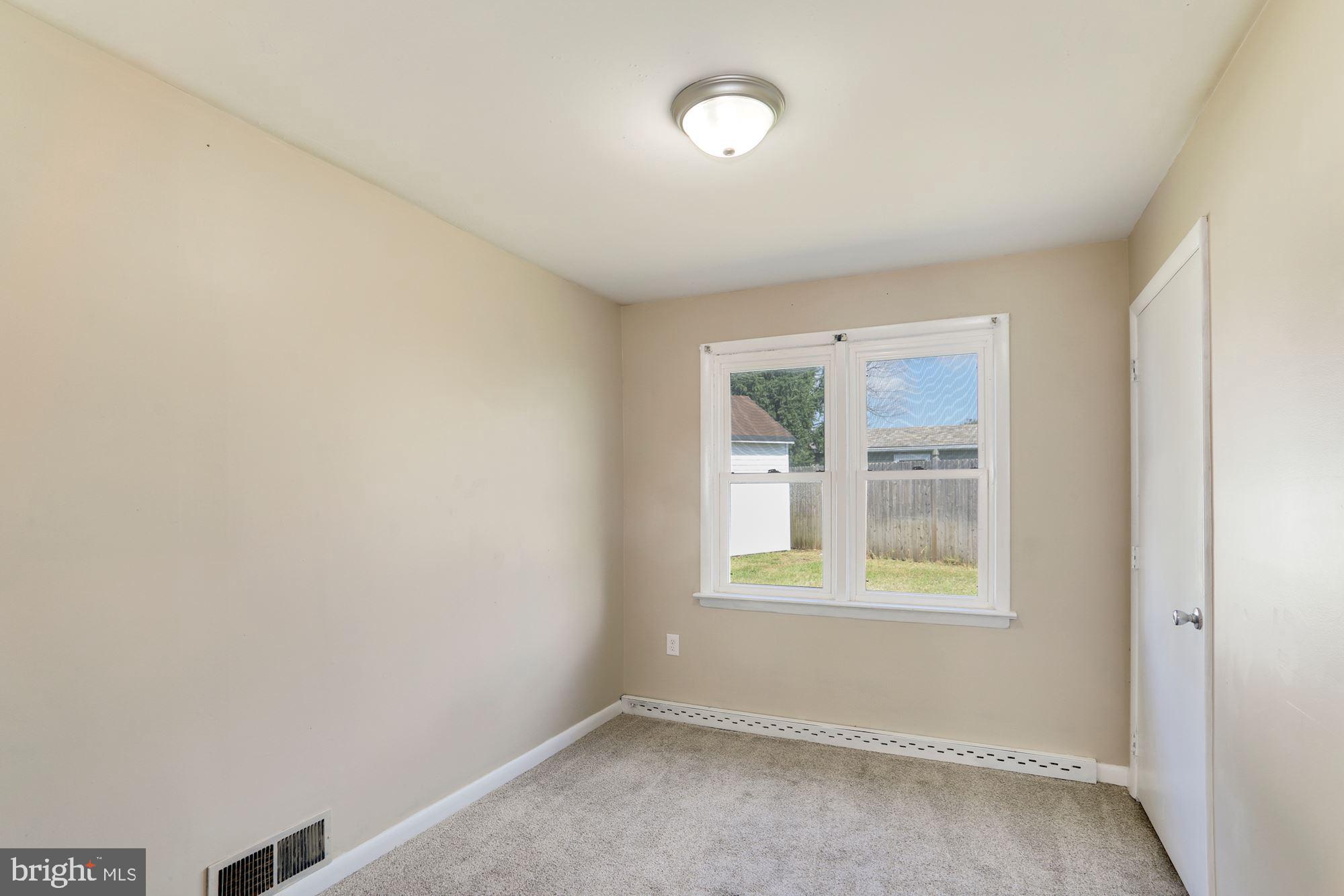 3 Sheldon Road Pemberton, NJ 08068 - Photo 5 of 27 Bedroom 1