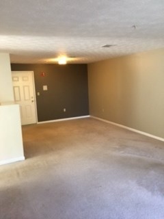 96 River Road, Unit 210 Manchester, NH 03104 - Photo 8 of 28 Gallery Image 8