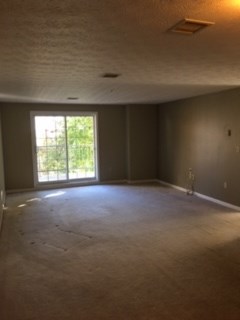 96 River Road, Unit 210 Manchester, NH 03104 - Photo 9 of 28 Gallery Image 9