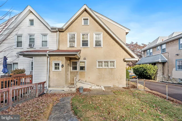 $225,000 | 4608 Woodland Avenue, Drexel Hill, PA 19026