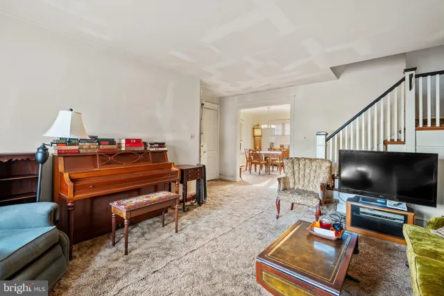 $225,000 | 4608 Woodland Avenue, Drexel Hill, PA 19026