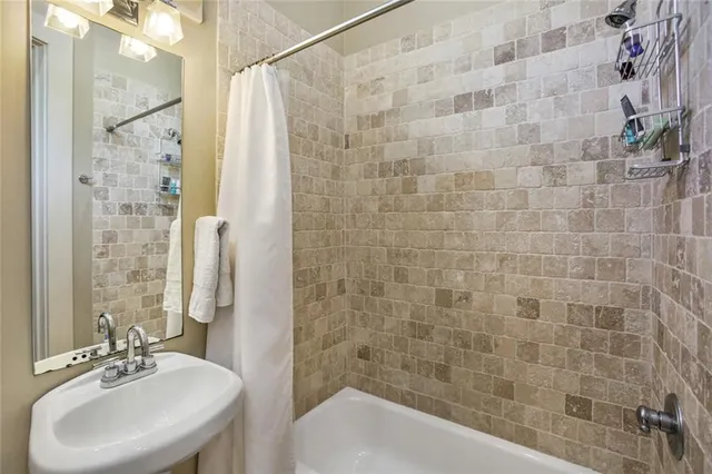 $2,995 | 5415 Danneel Street, New Orleans, LA 70115