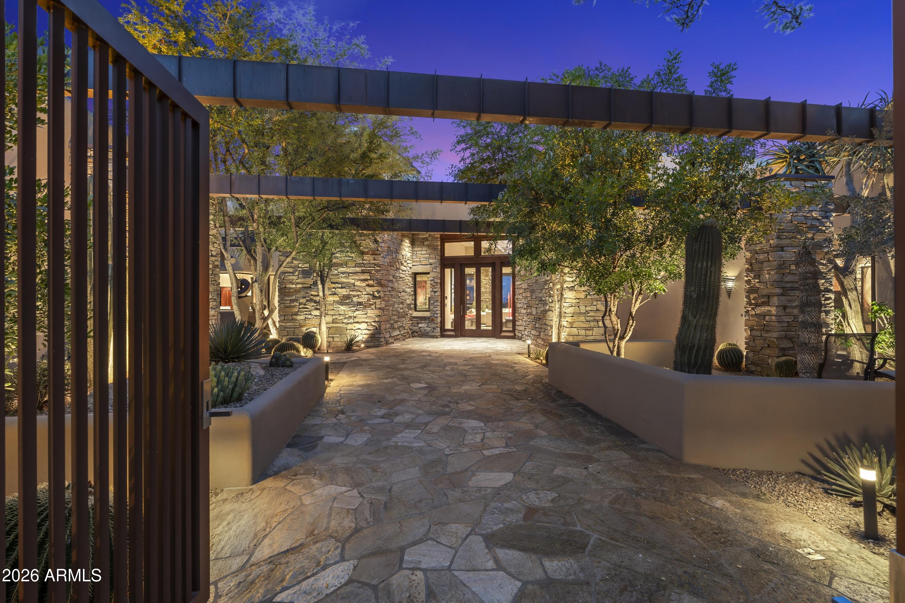 40803 Brangus Road Scottsdale, AZ 85262 - Photo 5 of 67 003_Courtyard