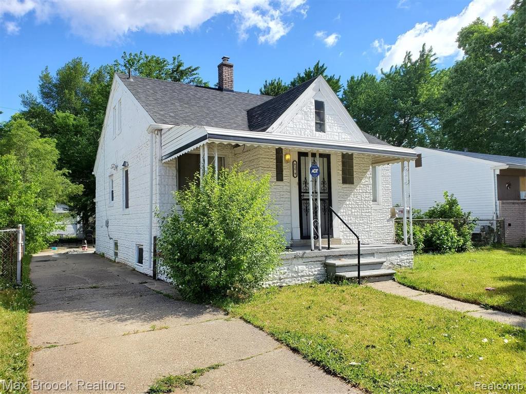 8279 Rivard Avenue Warren, MI 48089 - Photo 2 of 14