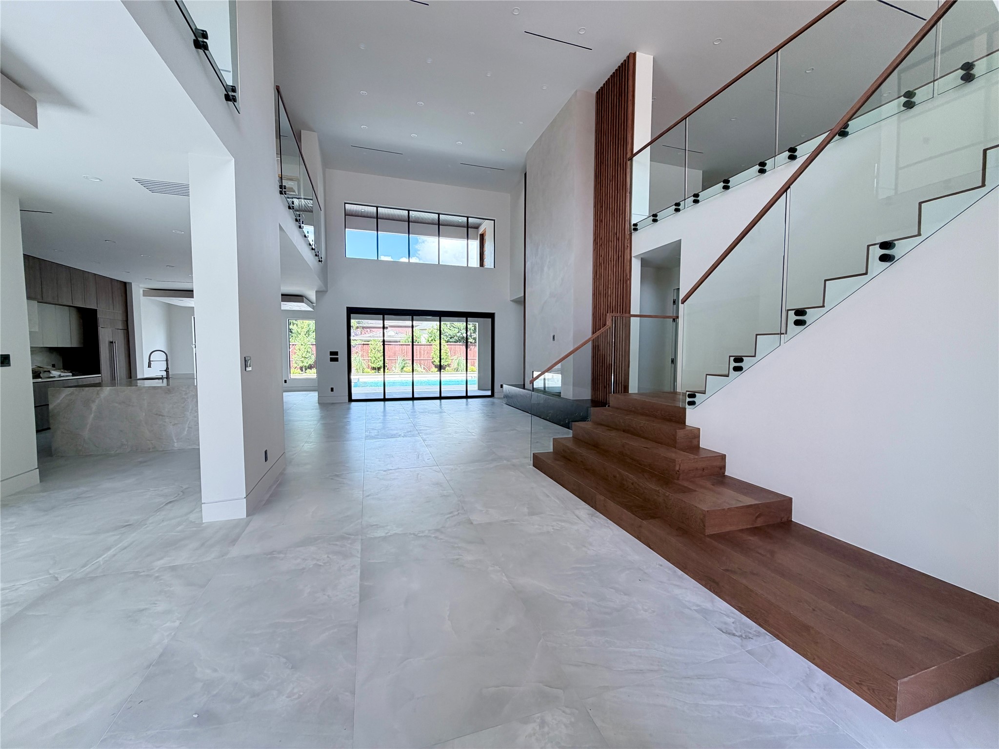 827 Bunker Hill Road Houston, TX 77024 - Photo 2 of 38 Entry