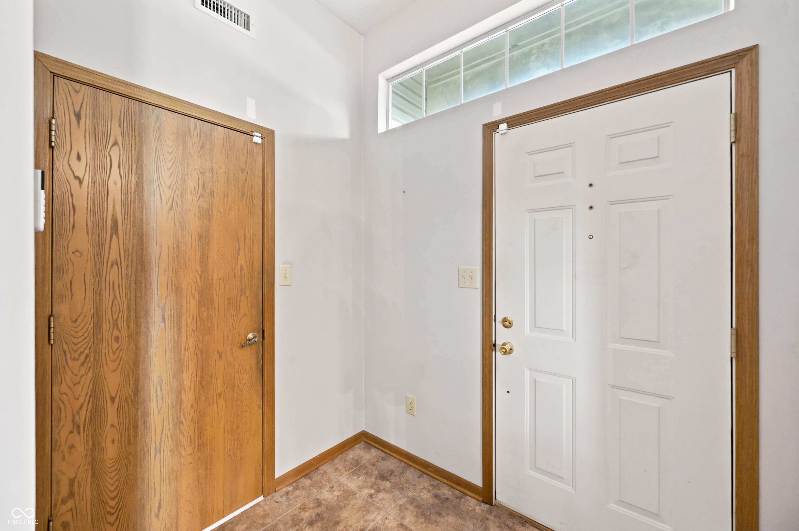 6352 Decatur Commons Indianapolis, IN 46221 - Photo 2 of 23