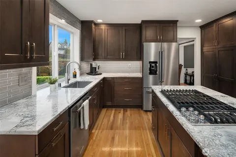 $1,480,000 | 19025 29th Avenue Southeast, Bothell, WA 98012