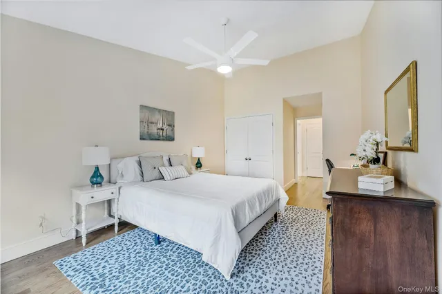 $3,200 | 2555 Youngs Avenue, Unit 4D, Southold, NY 11971