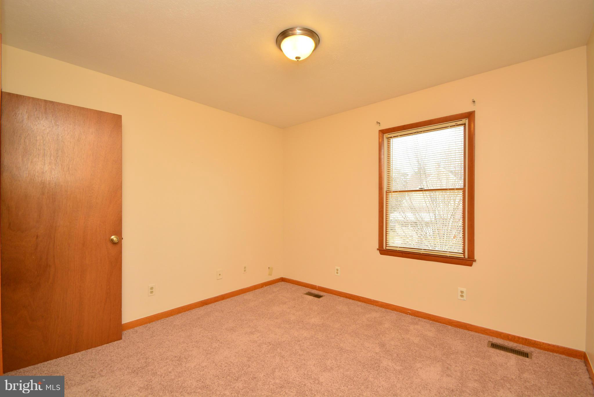 7041 Dunhill Road Baltimore, MD 21222 - Photo 18 of 30 Third Bedroom