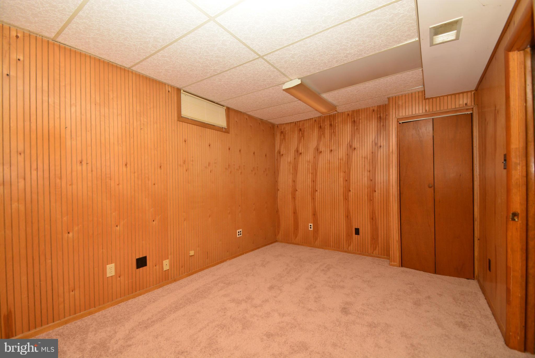 7041 Dunhill Road Baltimore, MD 21222 - Photo 22 of 30 Fourth Bedroom