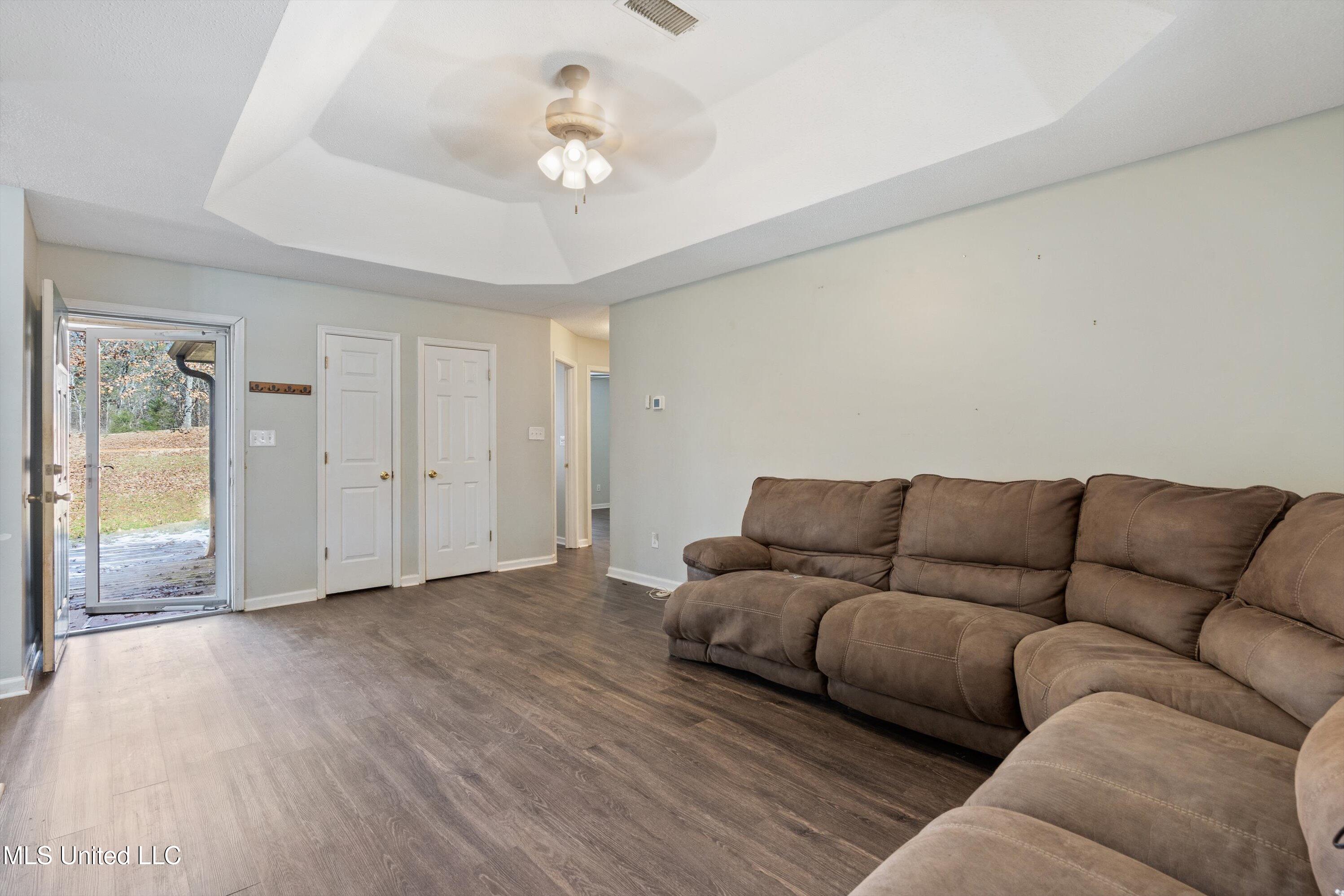 1871 Clanton Road Coldwater, MS 38618 - Photo 5 of 27 05-DSC1437
