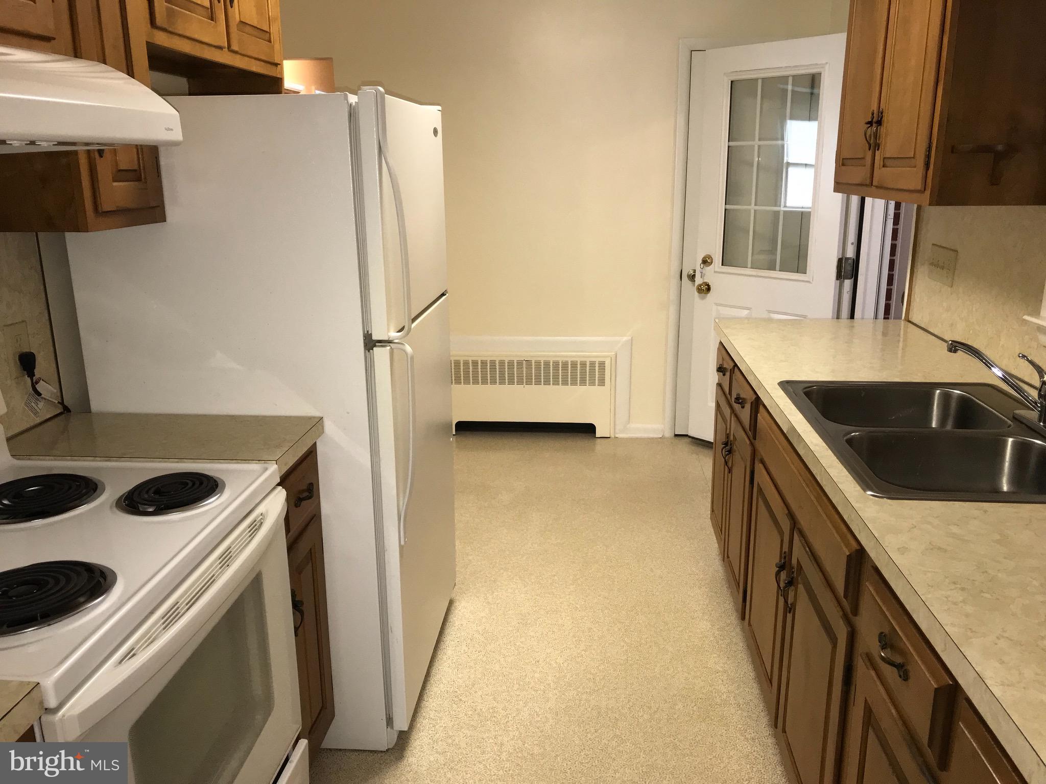 212 Hook Road Westminster, MD 21157 - Photo 11 of 30 Kitchen