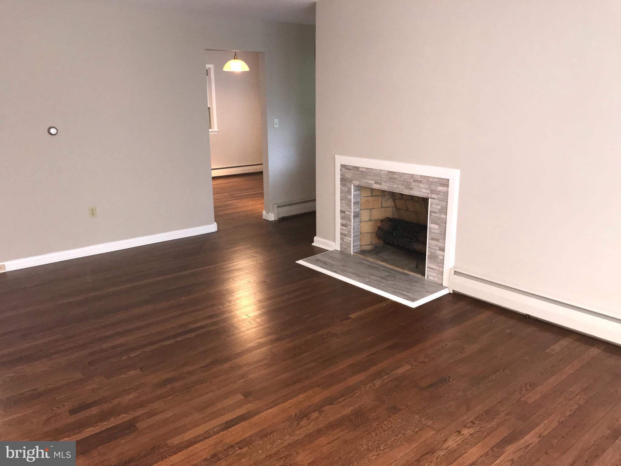 212 Hook Road Westminster, MD 21157 - Photo 14 of 30 Living Room