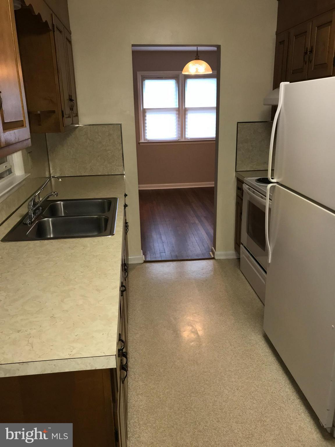 212 Hook Road Westminster, MD 21157 - Photo 10 of 30 Kitchen