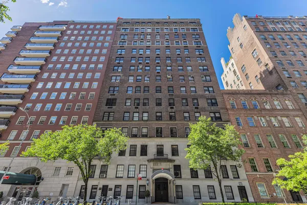$17,000 | 50 East 72nd Street, Unit 7B | Lenox Hill