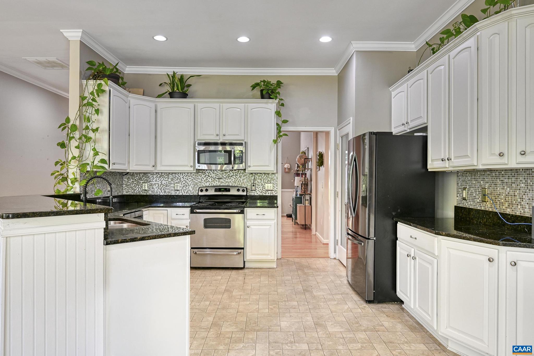 941 Willow Ridge Road Troy, VA 22974 - Photo 11 of 55