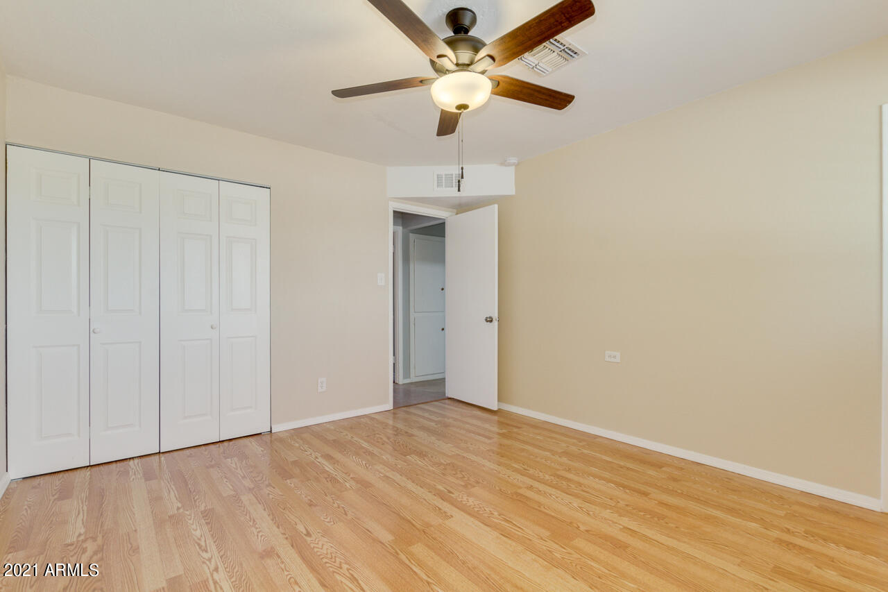 8216 West Piccadilly Road Phoenix, AZ 85033 - Photo 11 of 25 11-Picadilly