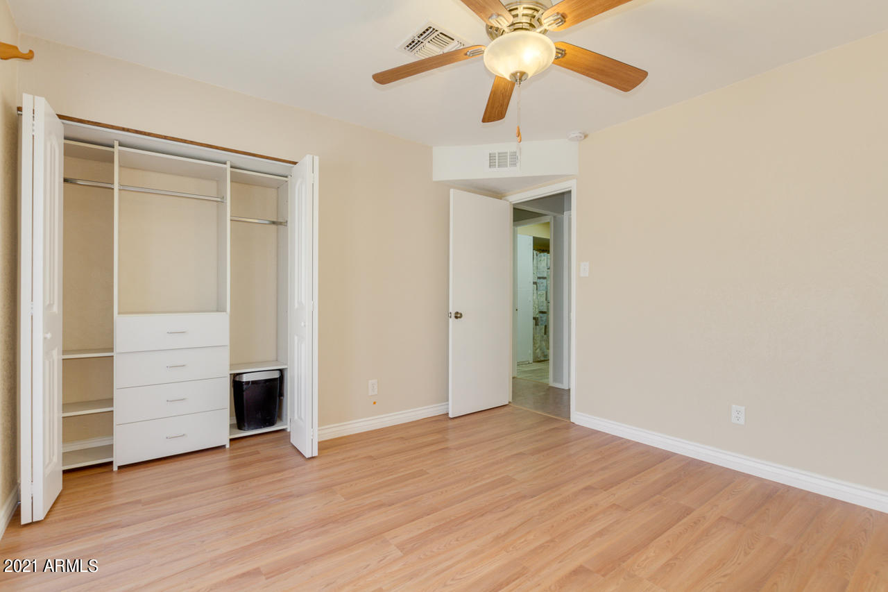 8216 West Piccadilly Road Phoenix, AZ 85033 - Photo 14 of 25 14-Picadilly