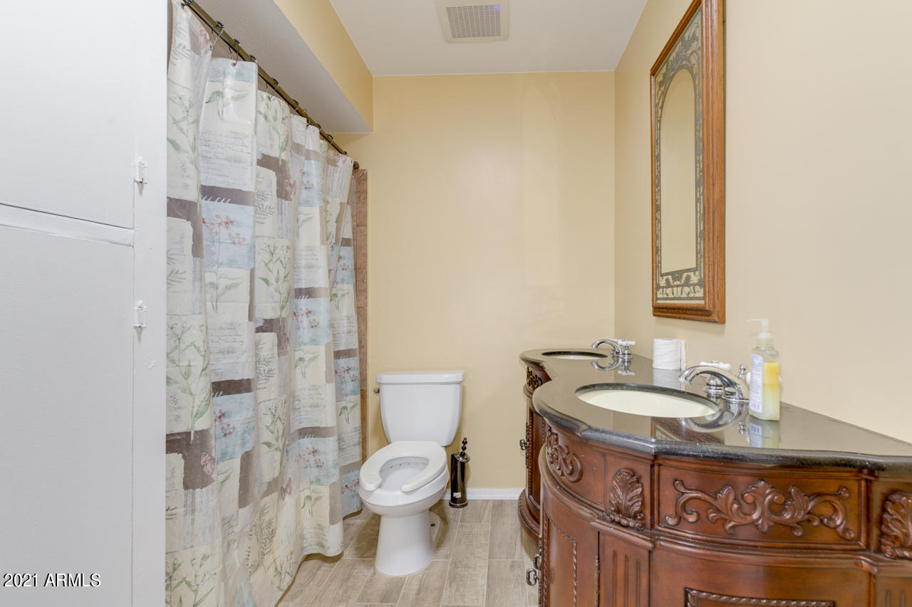8216 West Piccadilly Road Phoenix, AZ 85033 - Photo 18 of 25 19-Picadilly