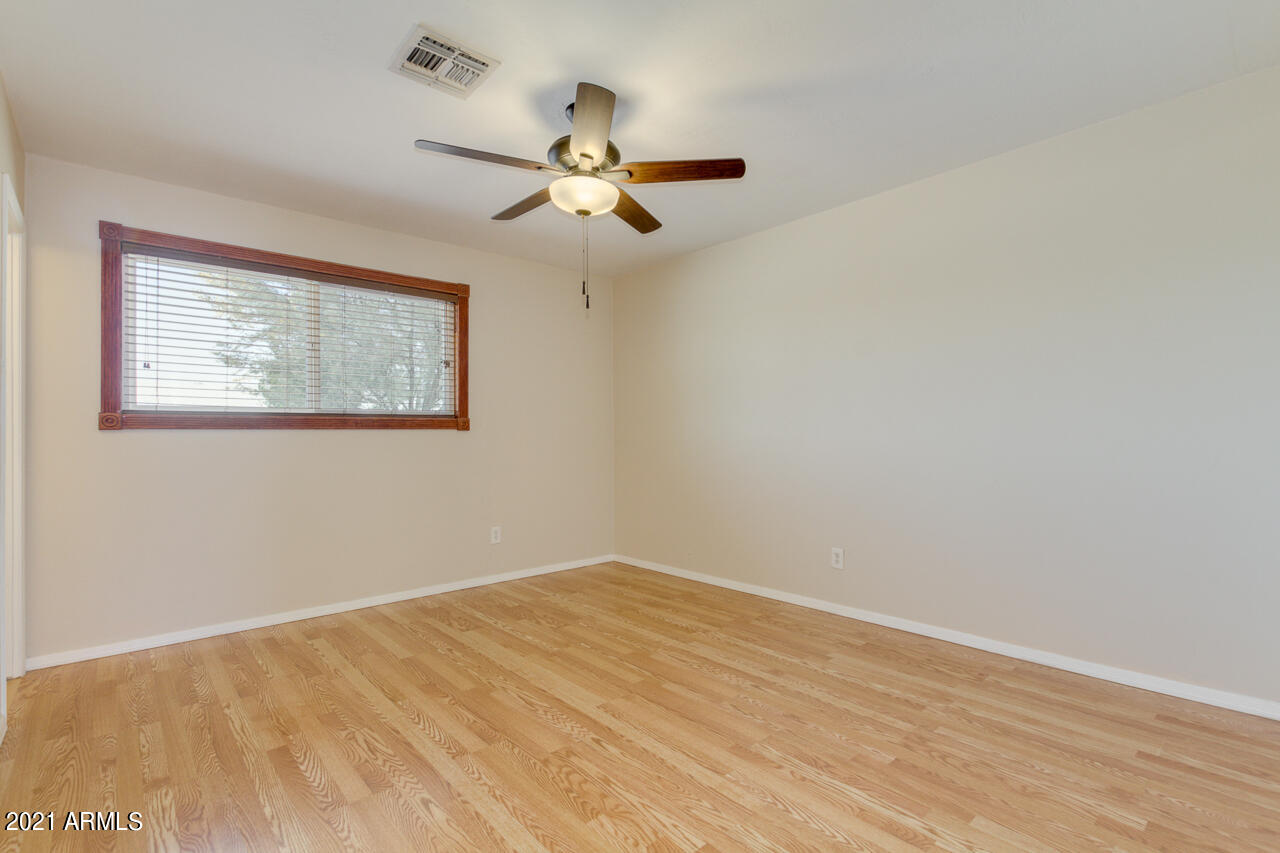 8216 West Piccadilly Road Phoenix, AZ 85033 - Photo 10 of 25 10-Picadilly