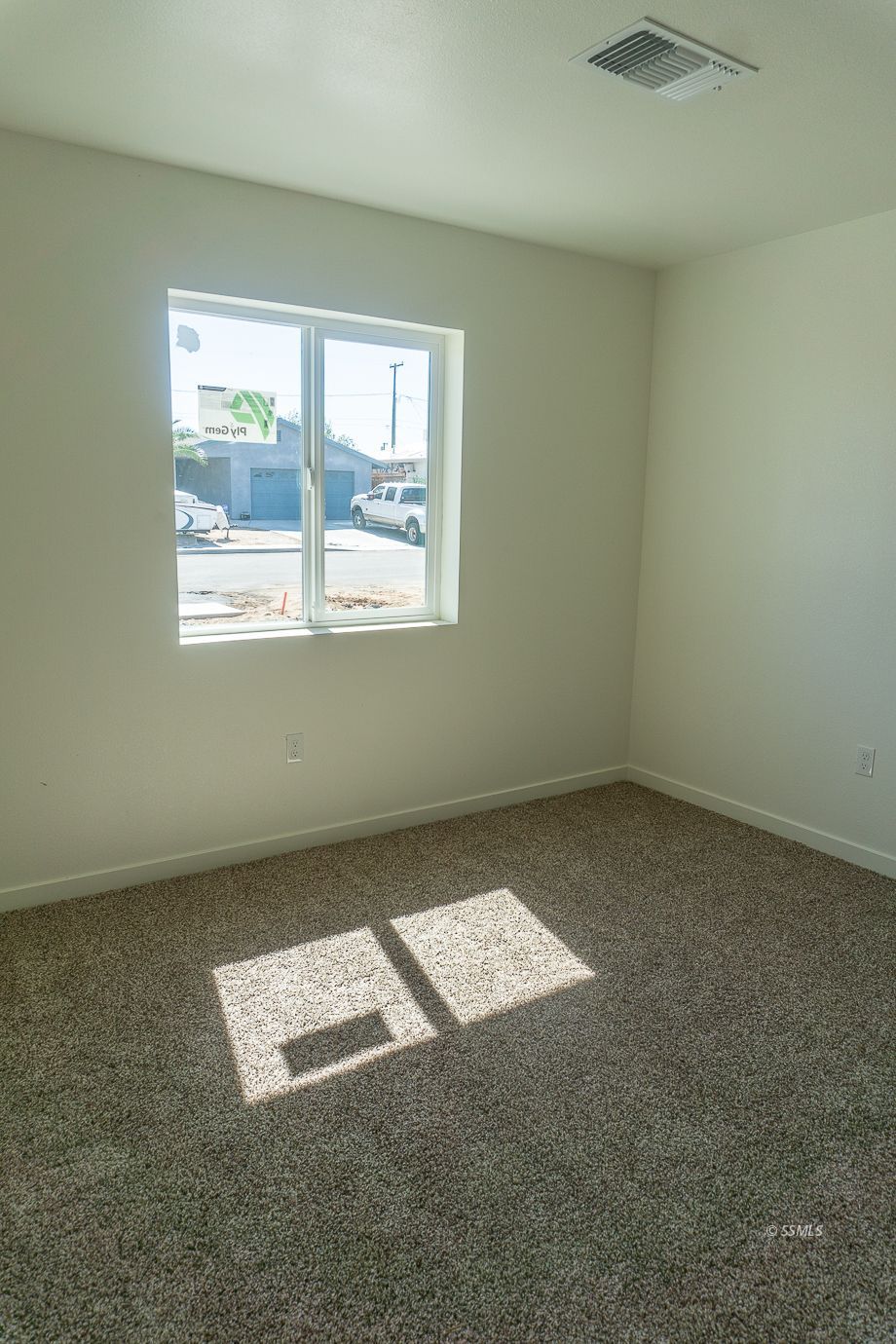 916 South Yorktown Street Ridgecrest, CA 93555 - Photo 19 of 26 Gallery Image 19
