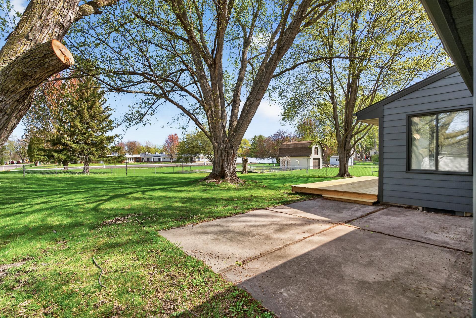 5530 Joyce Street Maple Plain, MN 55359 - Photo 9 of 17