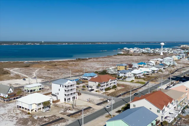 $3,225,000 | 7944 Gulf Boulevard, Navarre, FL 32566