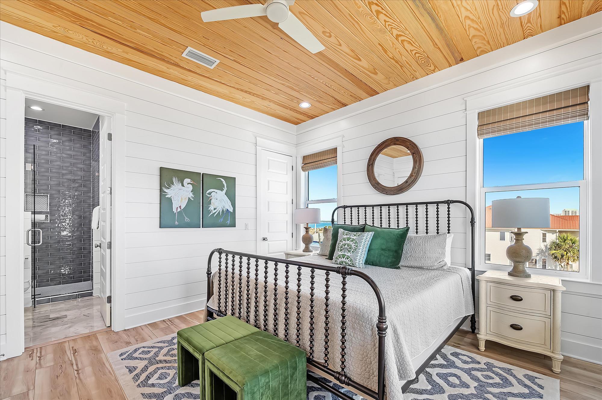 7944 Gulf Boulevard Navarre, FL 32566 - Photo 38 of 86 30_f8_7944Gulf_030