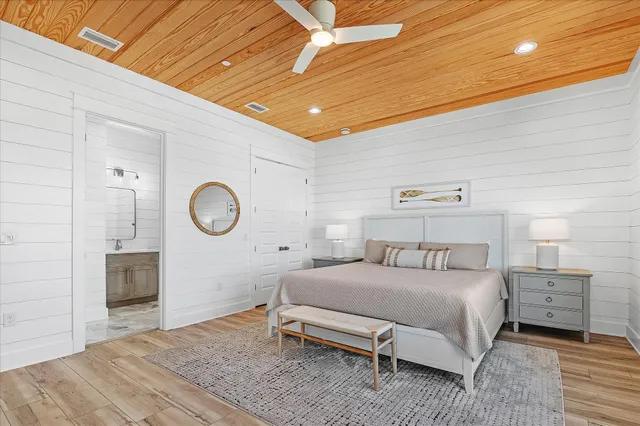 $3,225,000 | 7944 Gulf Boulevard, Navarre, FL 32566