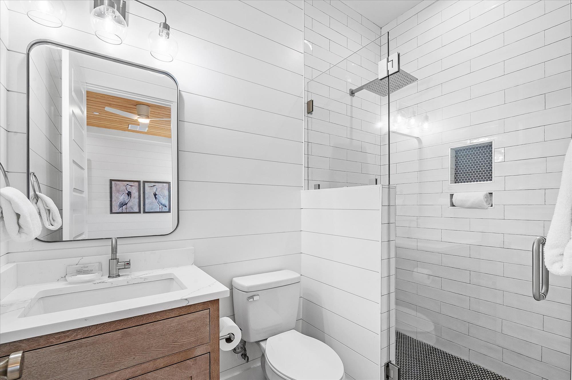 7944 Gulf Boulevard Navarre, FL 32566 - Photo 50 of 86 44_f8_7944Gulf_044