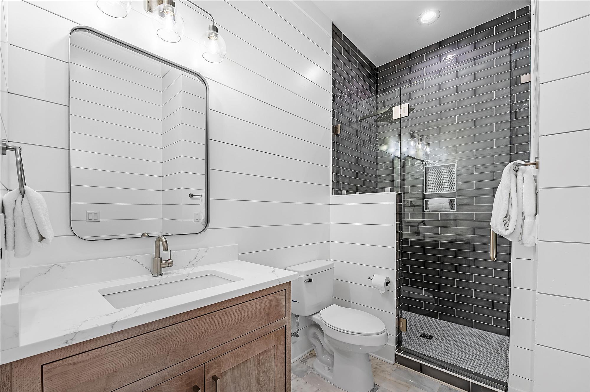 7944 Gulf Boulevard Navarre, FL 32566 - Photo 51 of 86 42_f8_7944Gulf_042