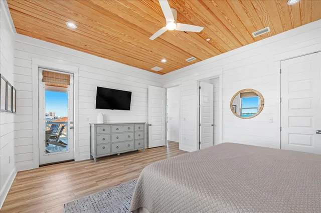 $3,225,000 | 7944 Gulf Boulevard, Navarre, FL 32566