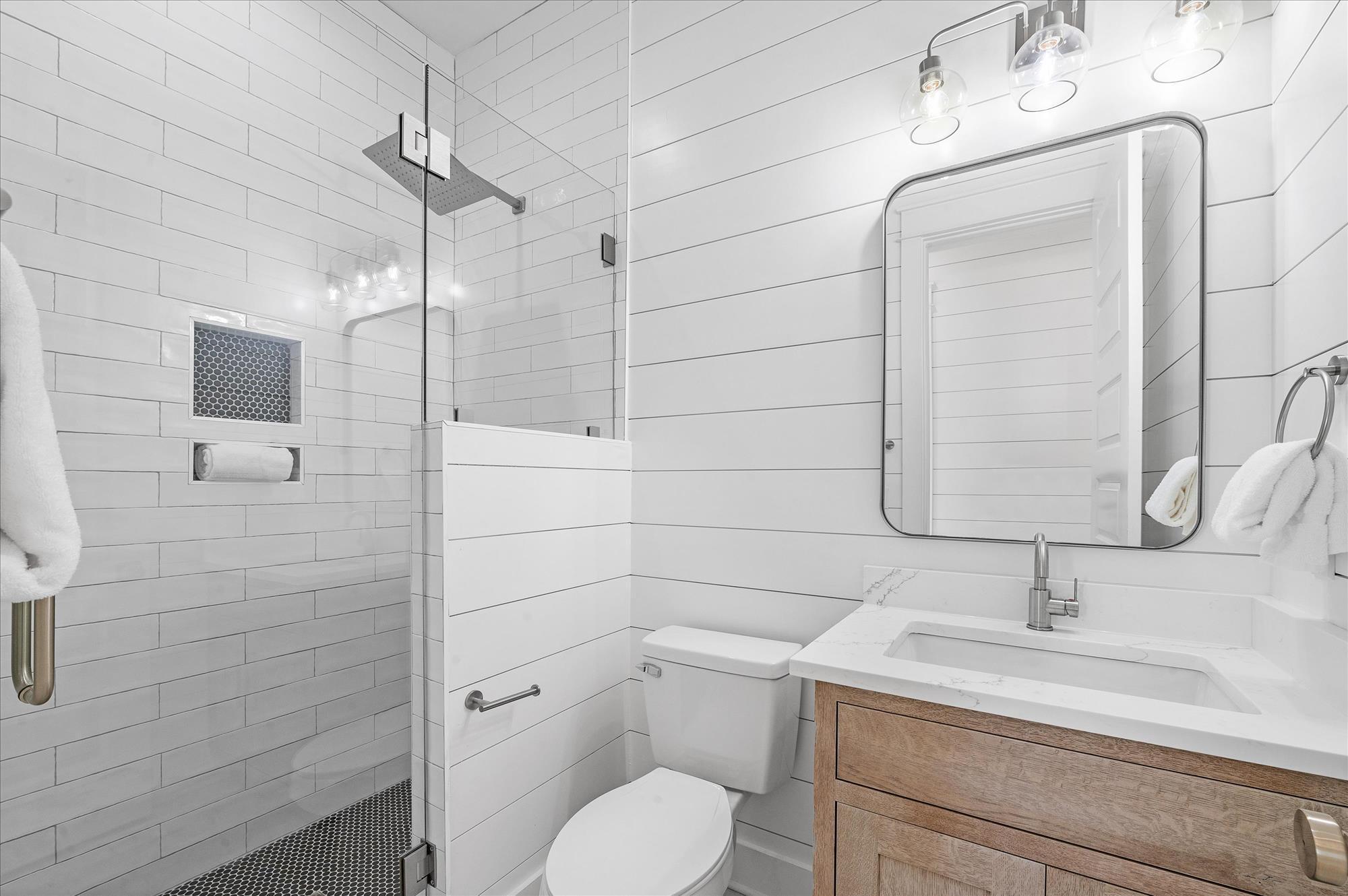 7944 Gulf Boulevard Navarre, FL 32566 - Photo 61 of 86 45_f8_7944Gulf_045